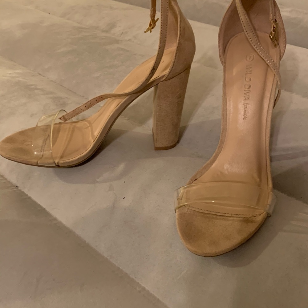 Heels - Picture 2 of 2